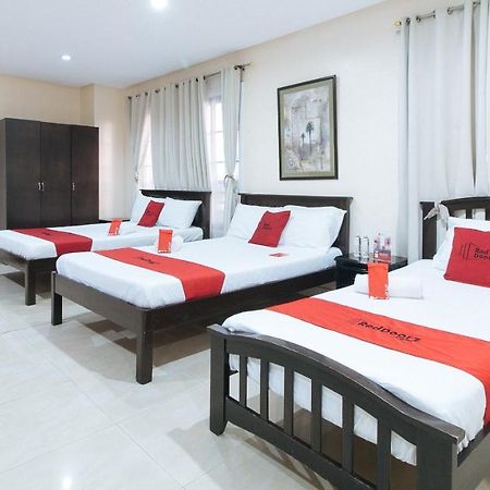 Paranaque City Reddoorz Plus @ Better Living Paranaque מראה חיצוני תמונה