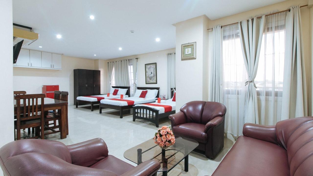 Paranaque City Reddoorz Plus @ Better Living Paranaque מראה חיצוני תמונה