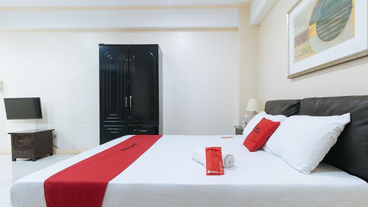 Paranaque City Reddoorz Plus @ Better Living Paranaque מראה חיצוני תמונה