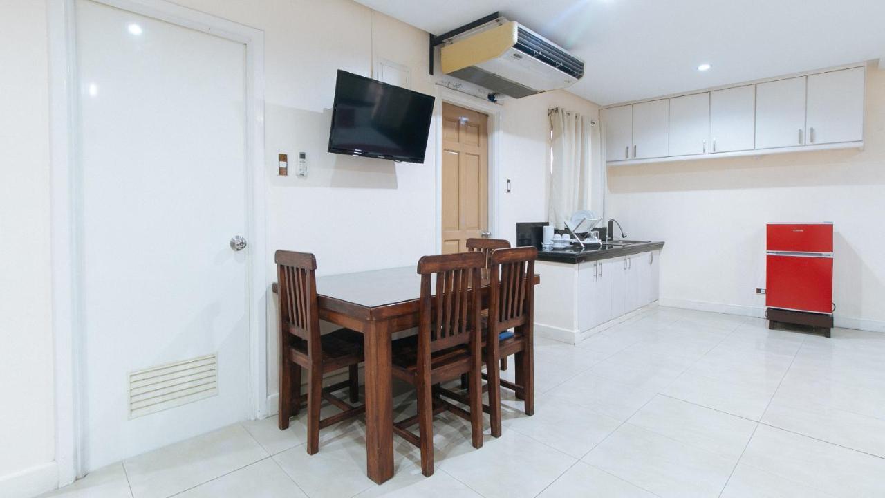 Paranaque City Reddoorz Plus @ Better Living Paranaque מראה חיצוני תמונה