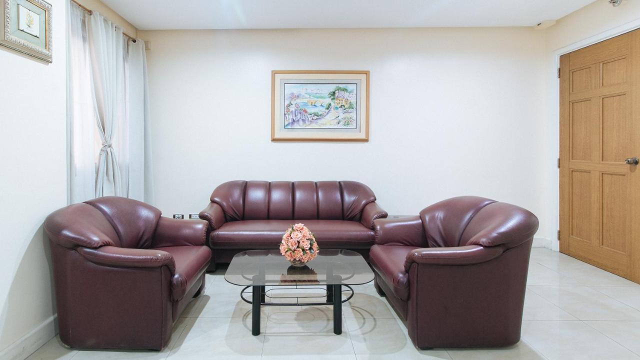 Paranaque City Reddoorz Plus @ Better Living Paranaque מראה חיצוני תמונה